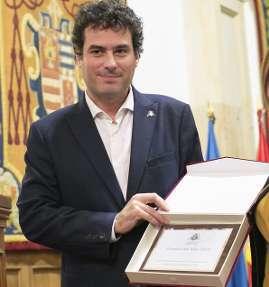 Ramón Rubio (p.1992), director de Medialab, recogió el premio Cátedra del año
