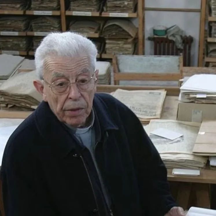 El P. Lainz sj, valedor del botánico, cumple 100 años